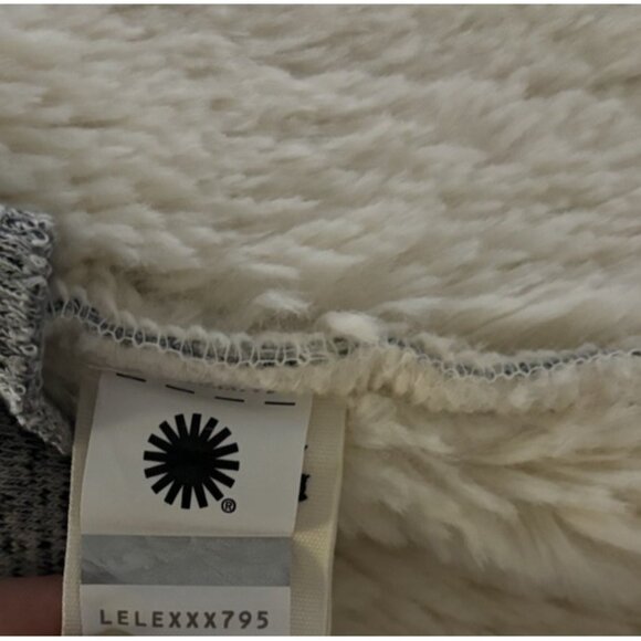 UGG Abriana Shawl Open Front Cardigan Grey Heather size Medium - Picture 5 of 14